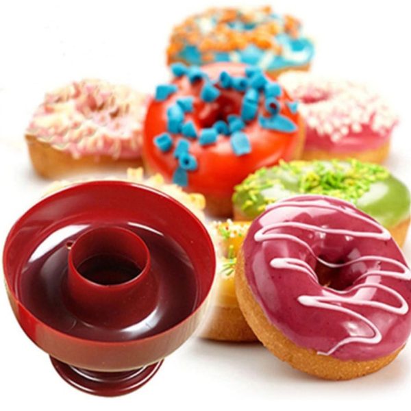 Premium Donut Cutter & Cake Mold – Multi-Purpose Baking Tool for Kitchen Pros